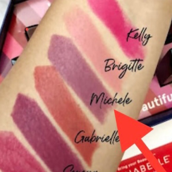 Annabelle 2 piece bundle 🛍 - Picture 7 of 9